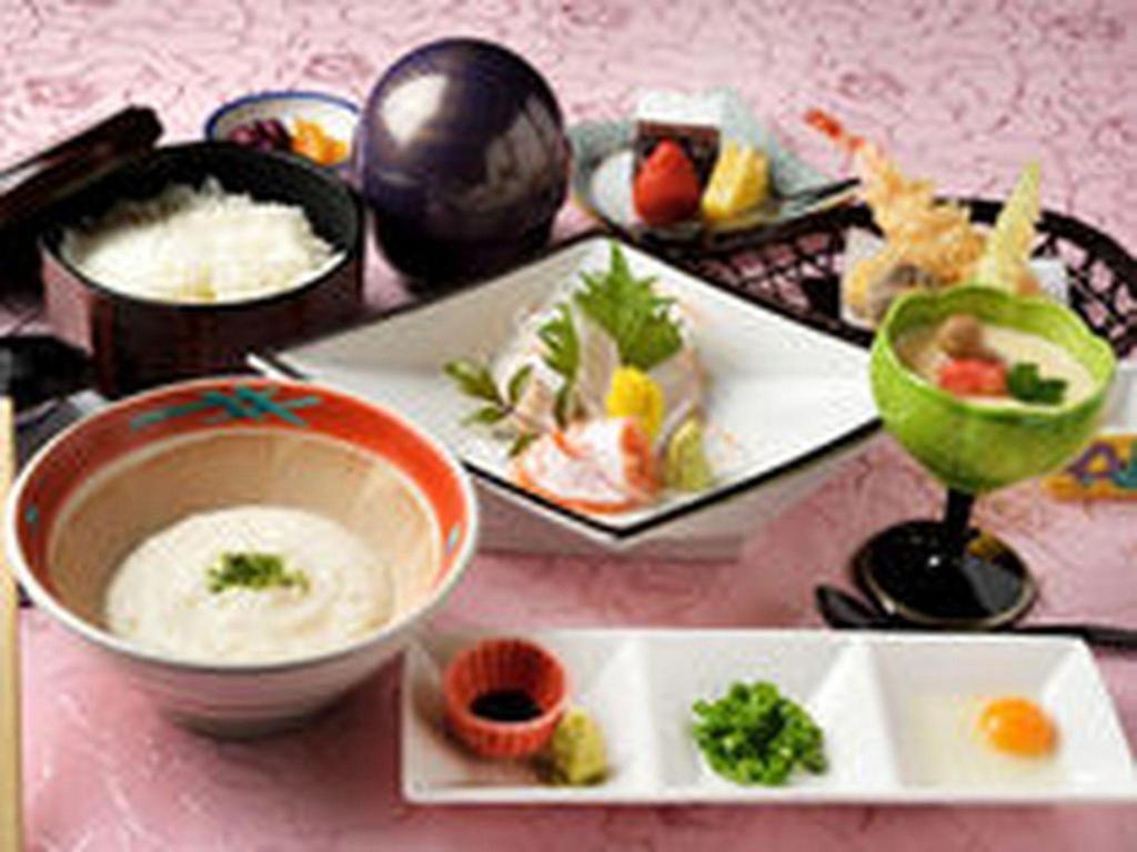 Royal Hotel Uohachi Toyota  Bagian luar foto
